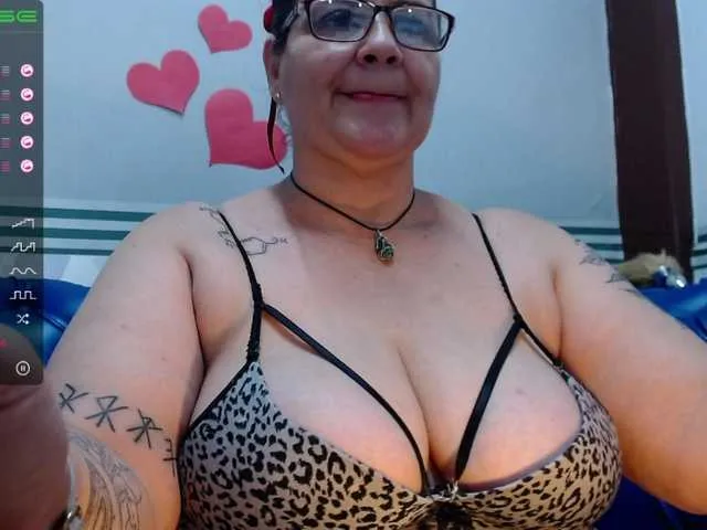 Live sex webcam photo for LauraRiley #272746334
