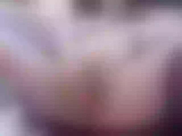 Live sex webcam photo for LauraRiley #275491008
