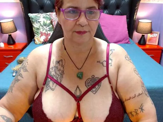 Live sex webcam photo for LauraRiley #276753375