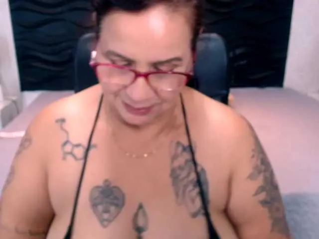 Live sex webcam photo for LauraRiley #291330463