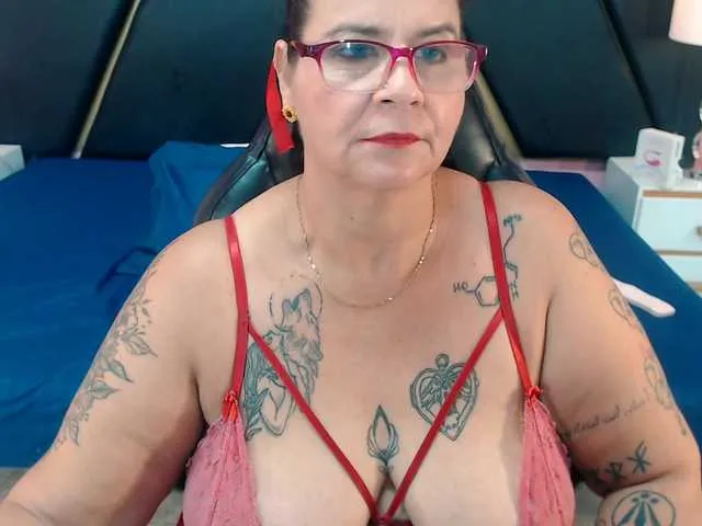 Live sex webcam photo for LauraRiley #291556178