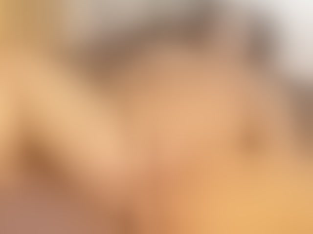 Live sex webcam photo for LauraSaenz01 #290627235