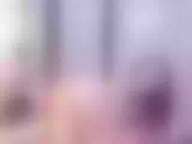 Live sex webcam photo for LauraSaenz01 #290924536