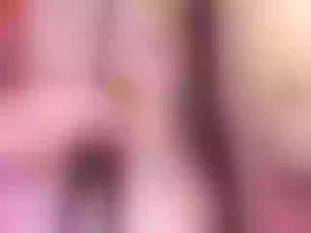 Live sex webcam photo for LauraSierra #291054383