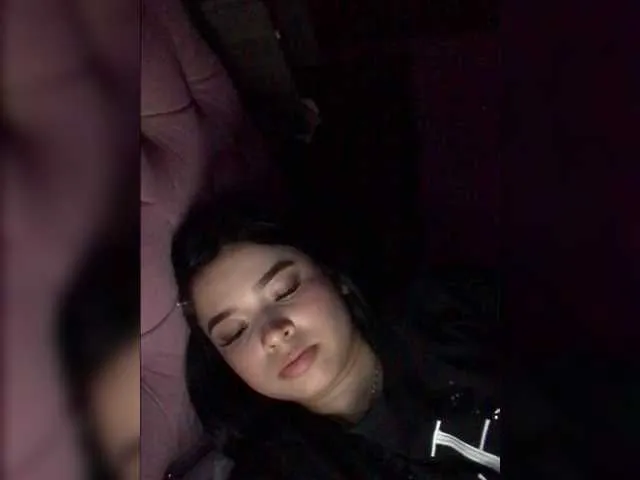 Live sex webcam photo for LauraSierra #291330422
