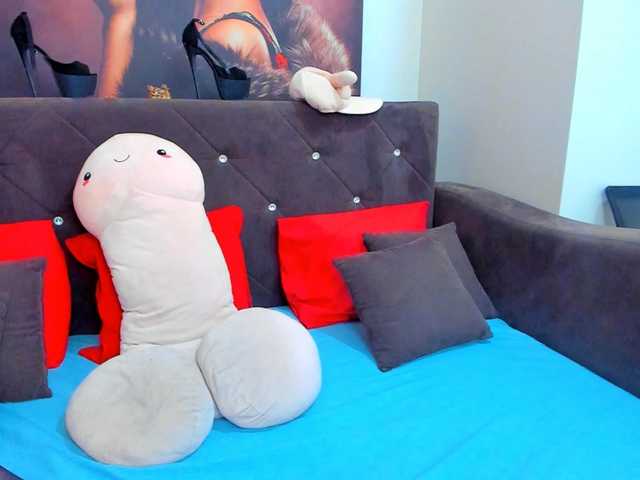 Live sex webcam photo for LauraSinFull #277063259