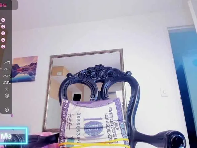 Live sex webcam photo for LauraThayer #277097143