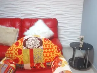 Live sex webcam photo for LauraVegaX #173998399