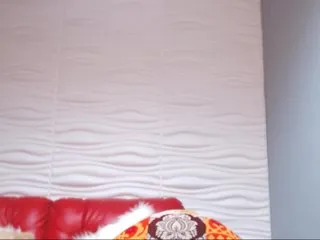 Live sex webcam photo for LauraVegaX #174242403