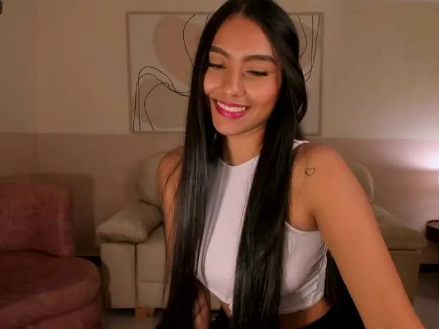 Live sex webcam photo for LauraVegaX #276368882