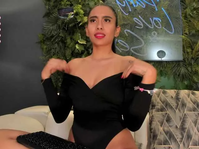 Live sex webcam photo for LauraVegaX #276441871