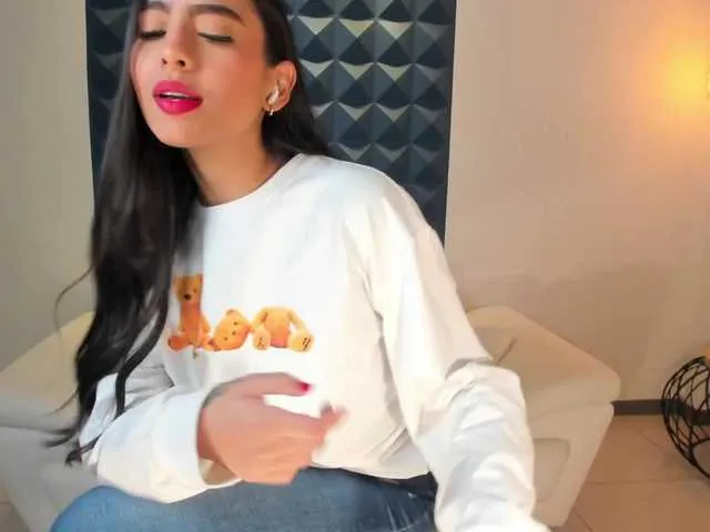 Live sex webcam photo for LauraVegaX #276514919