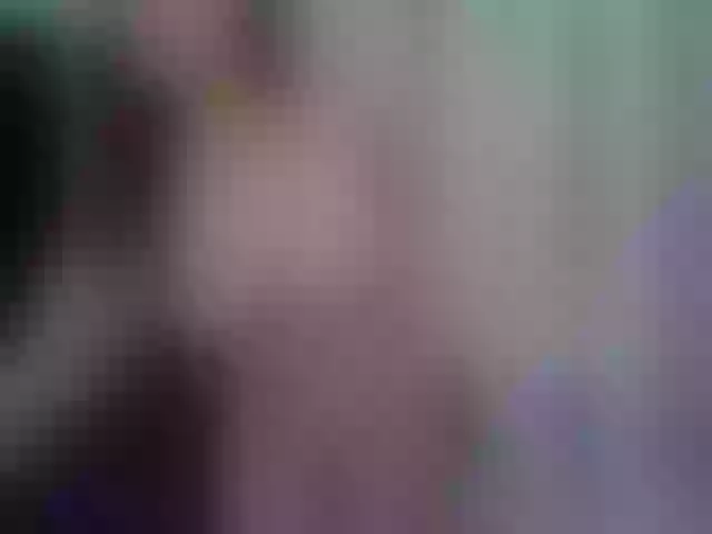 Live sex webcam photo for Laurahoot20 #277734517