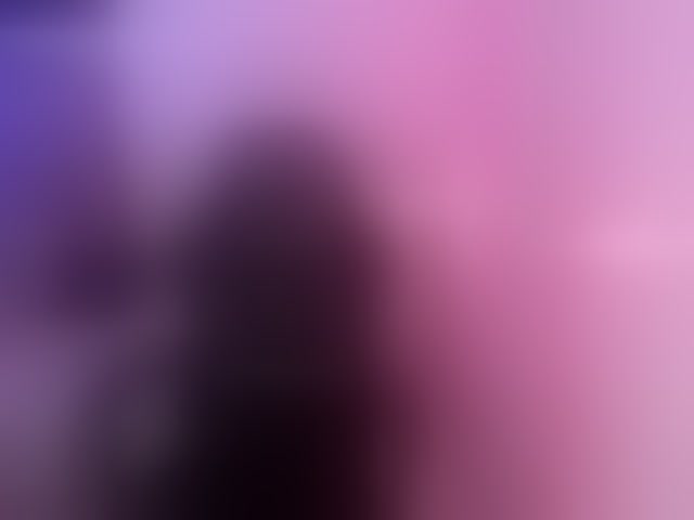 Live sex webcam photo for Laurahoot20 #294147927