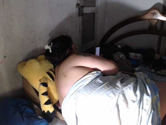 Live sex webcam photo for Lauramoon38 #274608986