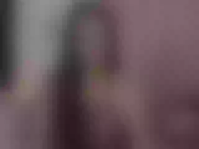 Live sex webcam photo for Lauratoro #277035457