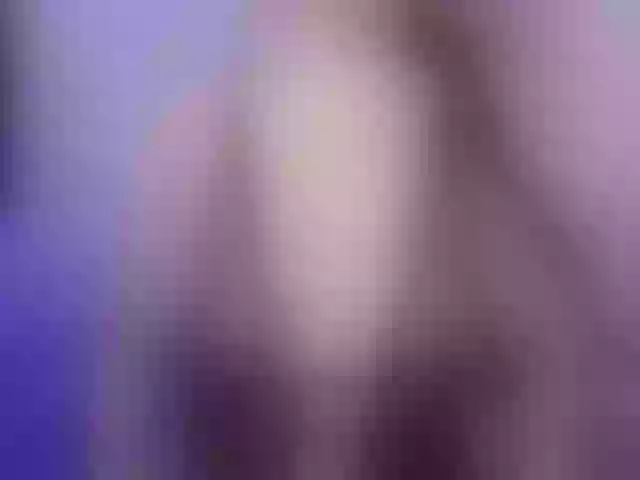Live sex webcam photo for Lauratoro #277348097