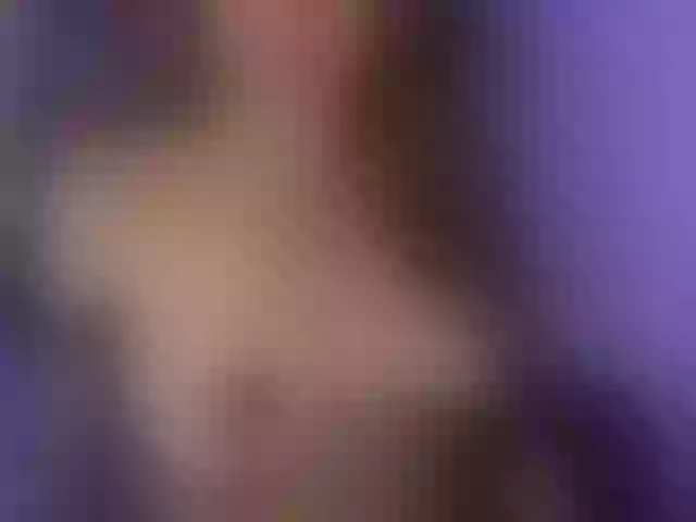 Live sex webcam photo for Lauratoro #285468234