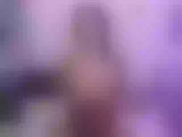 Live sex webcam photo for Lauratoro #290171679
