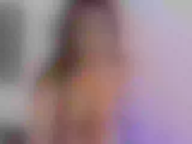 Live sex webcam photo for Lauratoro #290551343