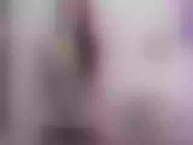 Live sex webcam photo for Lauratoro #291785719