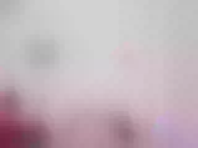 Live sex webcam photo for Lauratoro #292104718