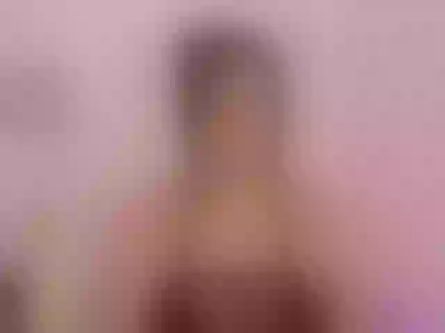 Live sex webcam photo for Lauratoro #292215353