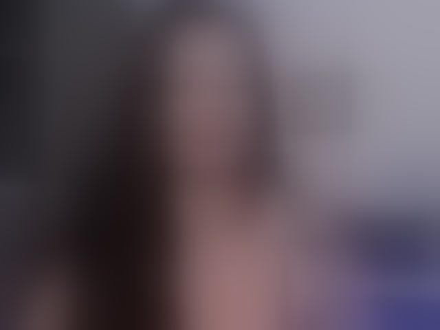 Live sex webcam photo for Lauratoro #293742772