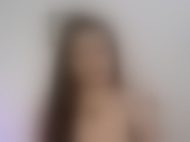 Live sex webcam photo for Lauratoro #294090718