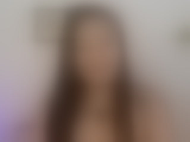 Live sex webcam photo for Lauratoro #294095409