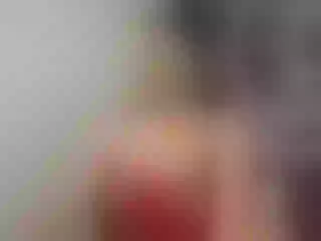 Live sex webcam photo for LaureenMoon #290955248