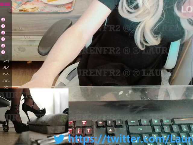 Live sex webcam photo for Lauren-fr #274559683