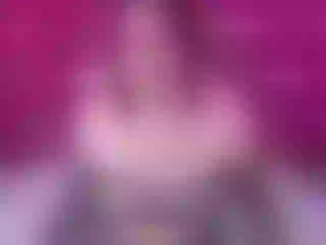 Live sex webcam photo for LaurenDeaft #276917794