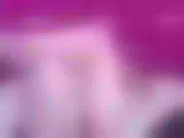 Live sex webcam photo for LaurenDeaft #276925190