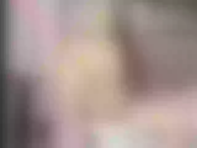 Live sex webcam photo for LaurenFoxx #291359351