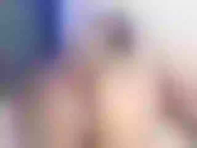 Live sex webcam photo for LaurenHills #272004195
