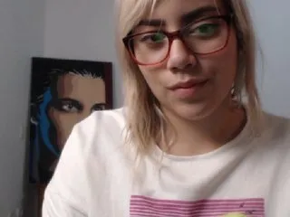 Live sex webcam photo for LaurenJohnsom #185792094
