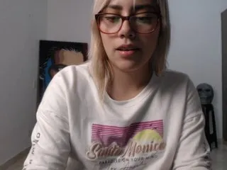 Live sex webcam photo for LaurenJohnsom #185805771