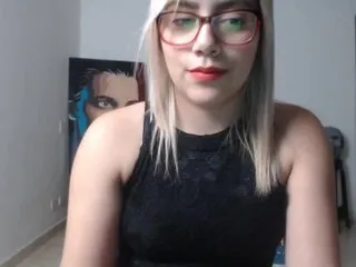 Live sex webcam photo for LaurenJohnsom #186158266
