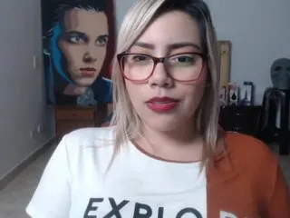 Live sex webcam photo for LaurenJohnsom #186563438