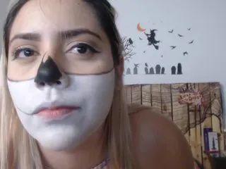 Live sex webcam photo for LaurenJohnsom #188261423