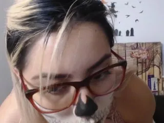 Live sex webcam photo for LaurenJohnsom #188266518