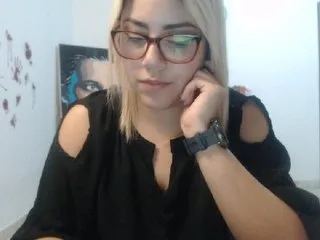 Live sex webcam photo for LaurenJohnsom #193818044