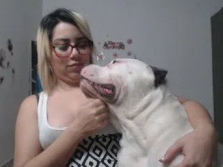 Live sex webcam photo for LaurenJohnsom #195574804