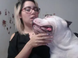 Live sex webcam photo for LaurenJohnsom #195806465