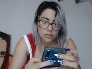 Live sex webcam photo for LaurenJohnsom #199990504