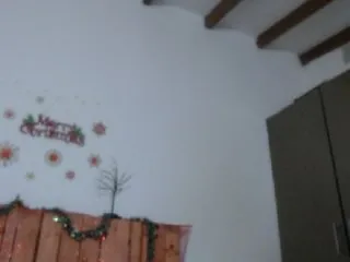 Live sex webcam photo for LaurenJohnsom #200003428
