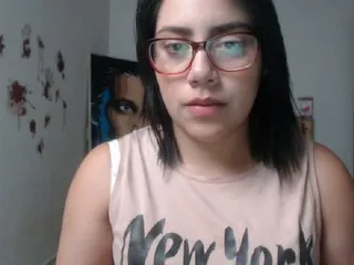 Live sex webcam photo for LaurenJohnsom #204029799