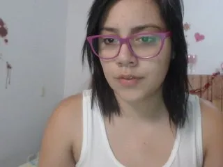 Live sex webcam photo for LaurenJohnsom #209586661