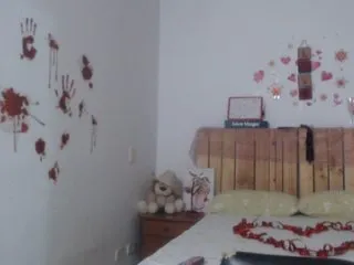 Live sex webcam photo for LaurenJohnsom #211372703